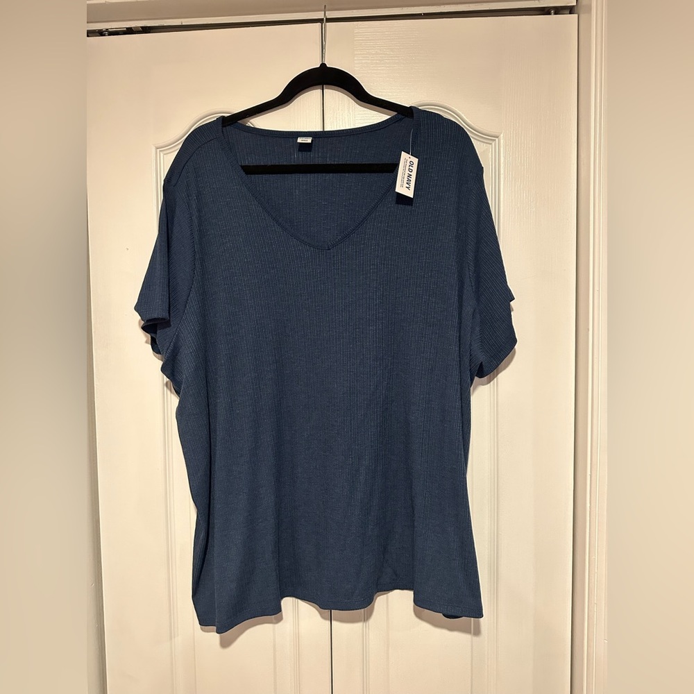 NWT Old Navy Luxe Tee